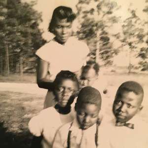 Meet your Posher, Alfreda